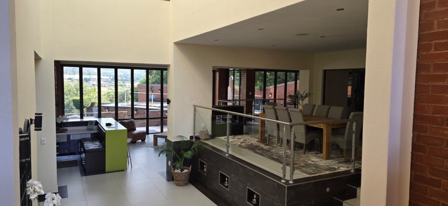 5 Bedroom Property for Sale in Xanadu Eco Park North West